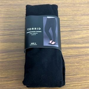 Torrid size 2 (18/20) Premium Basic Legging Full Length Inseam 28” Black, New.